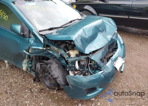 2010 Toyota Corolla Le z USA, uszkodzony, nr VIN 2T1BU4EEXAC382084